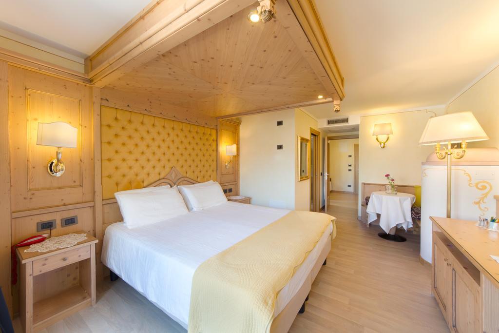 Piz Galin Grand Hotel Family & Wellness Andalo Szoba fotó
